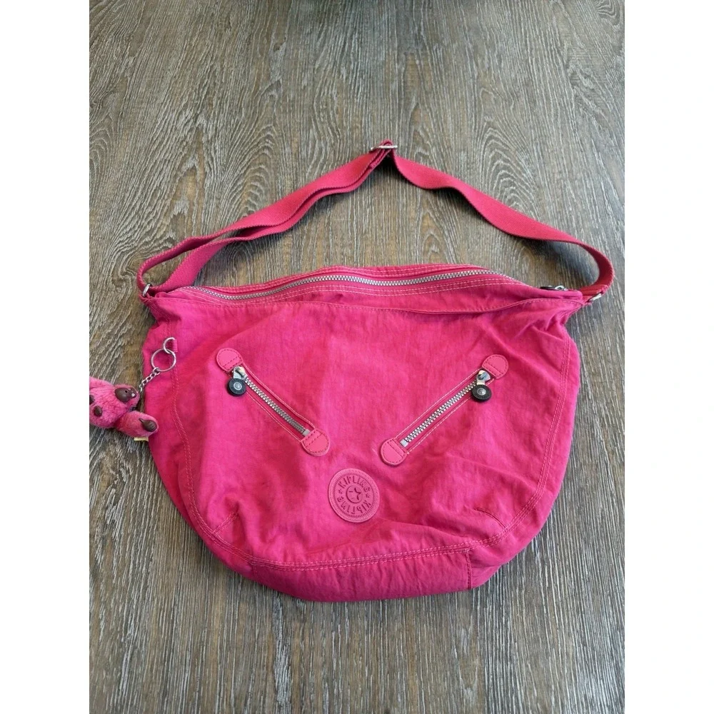Kipling Farrah Hot Pink Large Shoulder/Crossbody Hobo Bag Lightweight Travel EUC